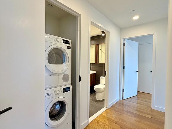 5th image of 25 E 19th St Unit 6-A