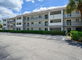 5773 Gage LN #104B, NAPLES, FL 34113