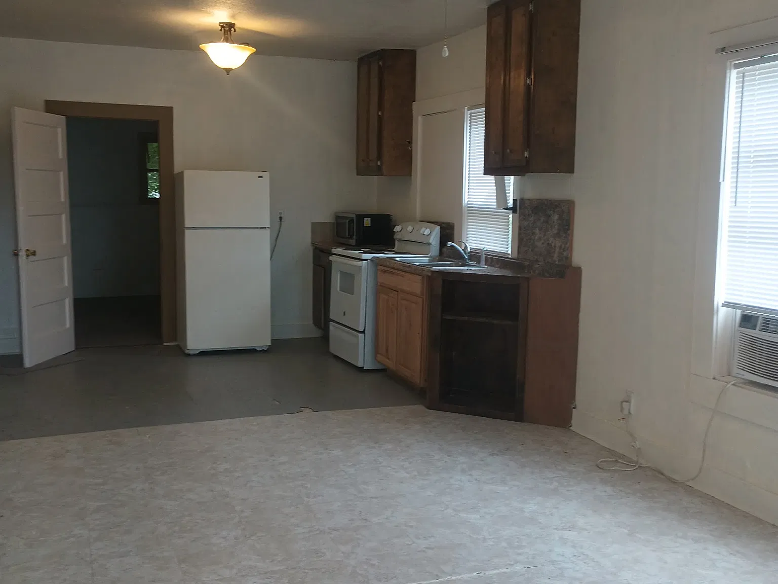 209 N 9th St — Photo 2