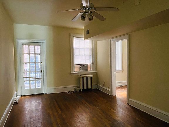 4th image of 2832 Monument Ave APT 4