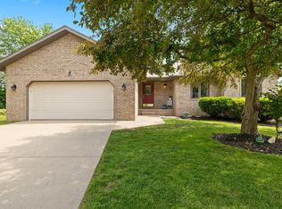 3356 E Swallow St, Springfield, MO 65804