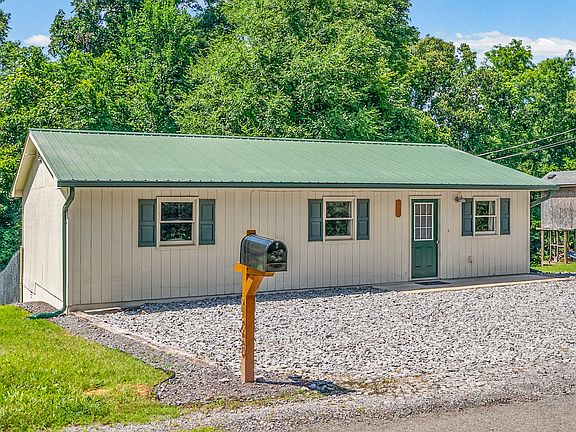 2nd image of 123 Morgan Loop