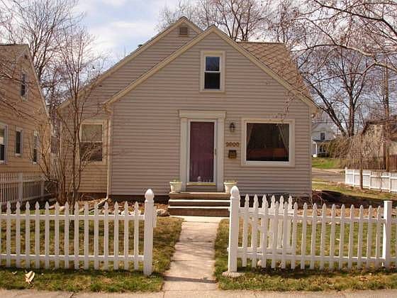 1st image of 2600 Clifton Ave