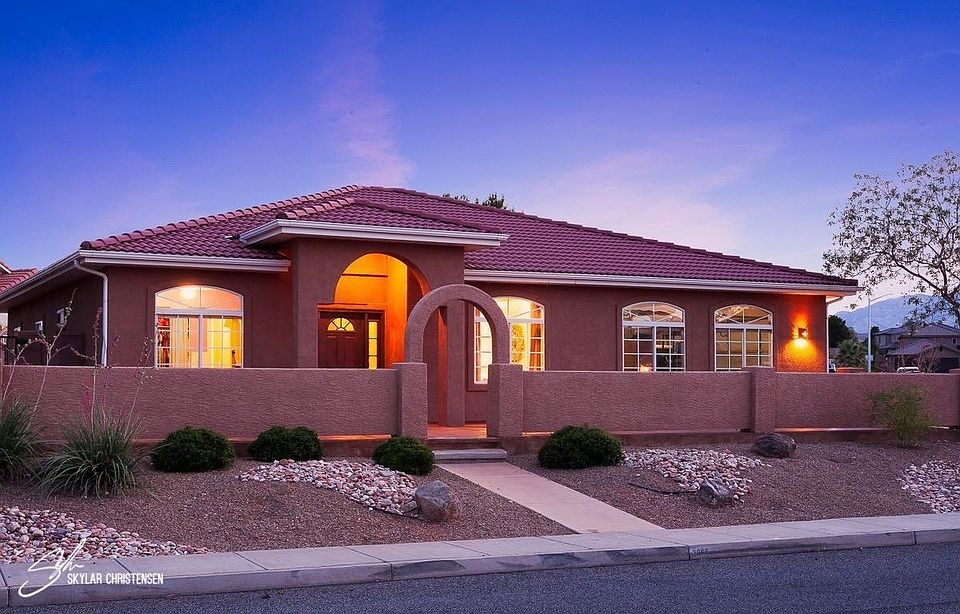 1st image of 2085 Sagebrush Dr