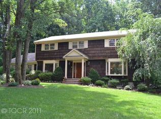 1 Olde Lantern Ct, Montvale, NJ 07645