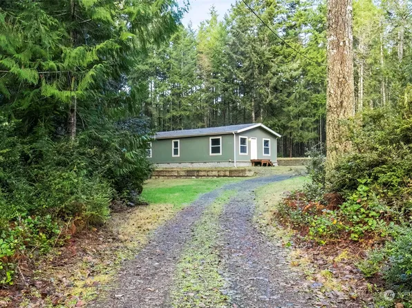 201 E Leisure Lane, Grapeview, WA 98546