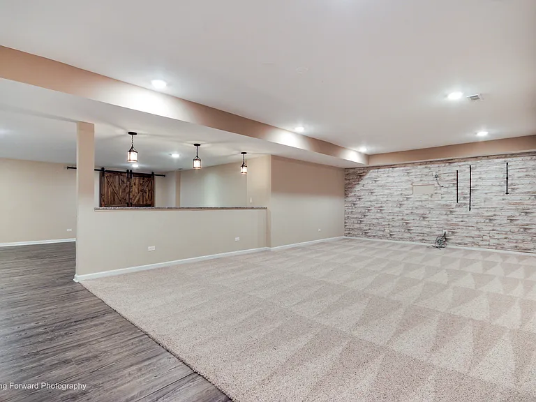 24833 Winterberry Ln — Photo 34