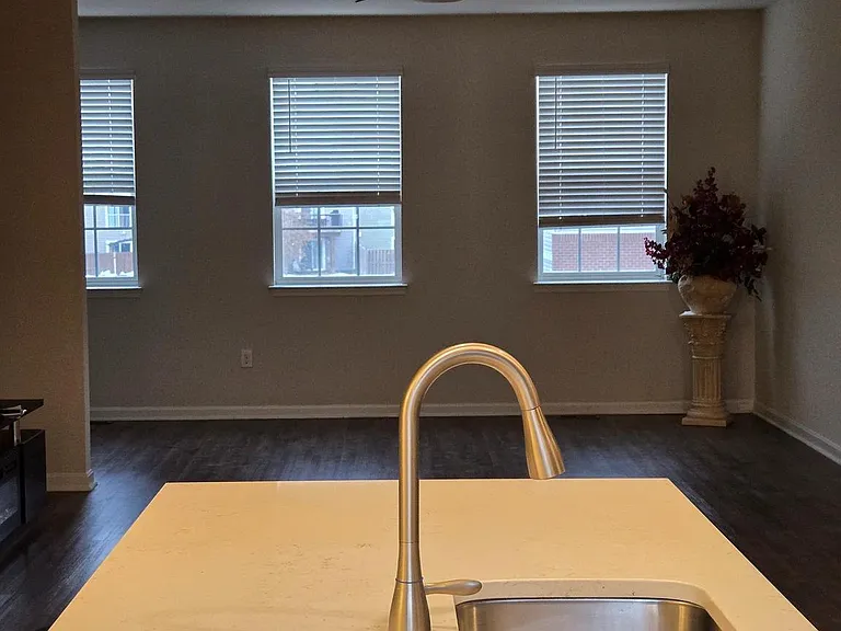 193 Drexel Ct — Photo 24