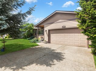 2003 Buttercup Dr, Lynden, WA 98264