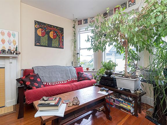 5th image of 1418 Fernwood Rd