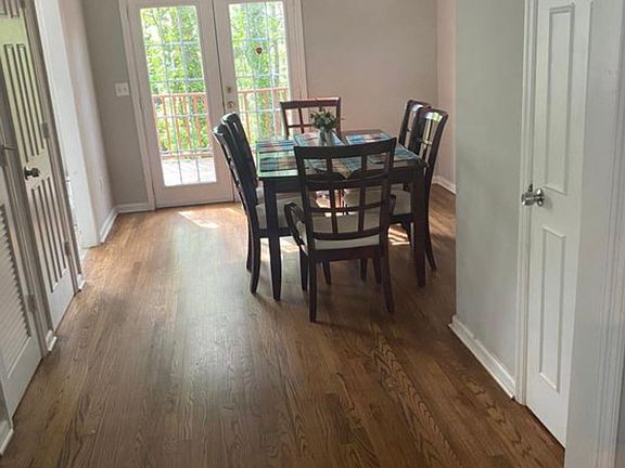 3rd image of 1651 Cedar Bluff Way