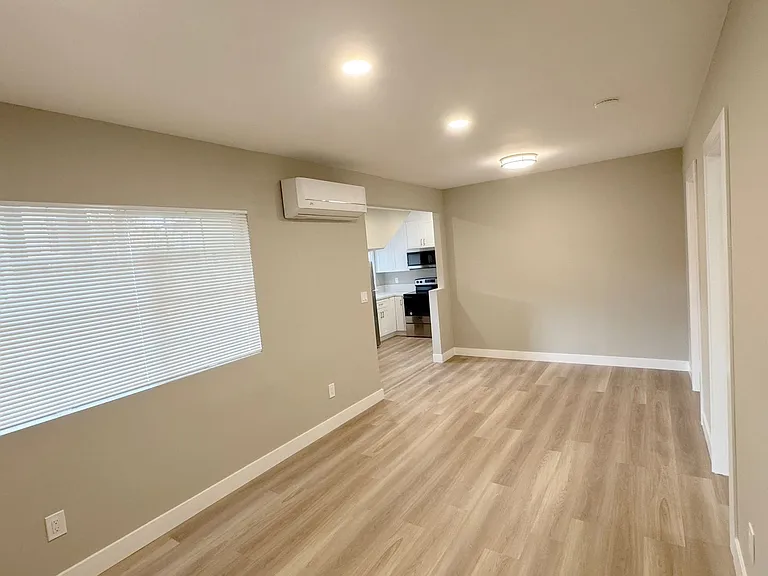 13217 Park St #13219 — Photo 3
