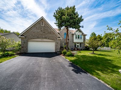 1000 E Amberwood Cir, Naperville, IL, 60563