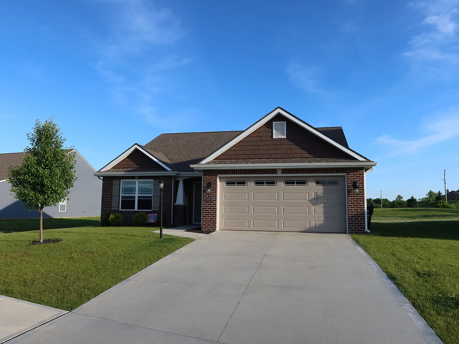 13575 Crescent Ridge Dr — Photo 3