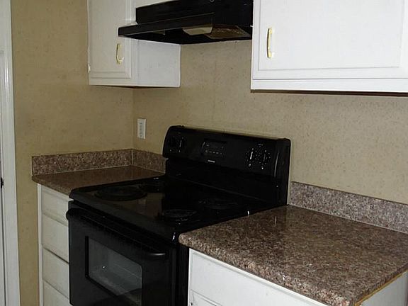 5th image of 7739 Whidbey Island Dr