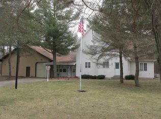 1040 S Taxiway Foxtrot, Lake City, MI 49651