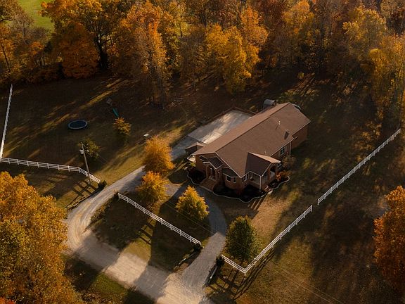 4th image of 810 Palmersville Hwy #89