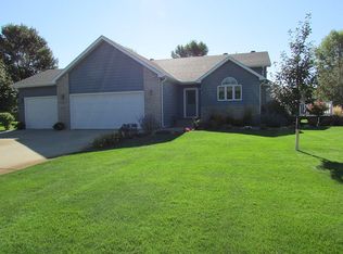 1501 Mc Auliffe Pl NW, Alexandria, MN 56308