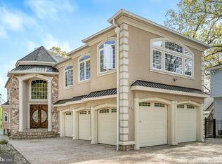 233 Hammarlee Rd, Glen Burnie, MD 21060