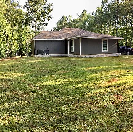 3rd image of 115 Peaceful Pines Dr