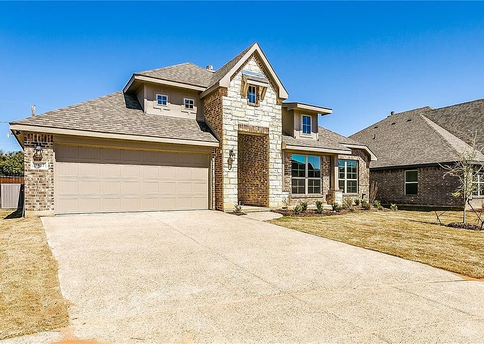 1st image of 3817 Pine Valley Ln