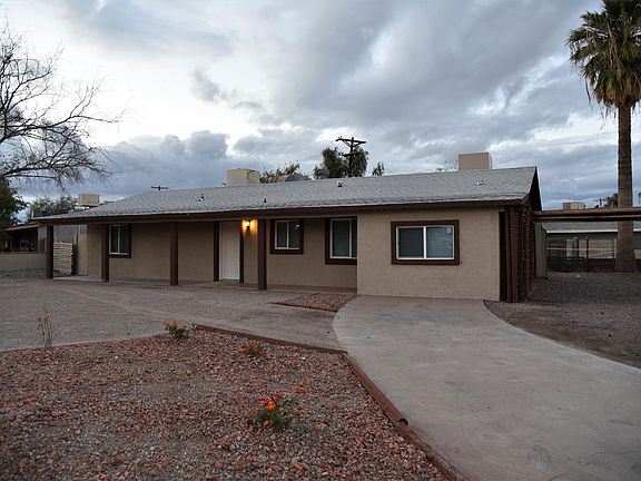 3rd image of 3102 W Glenrosa Ave