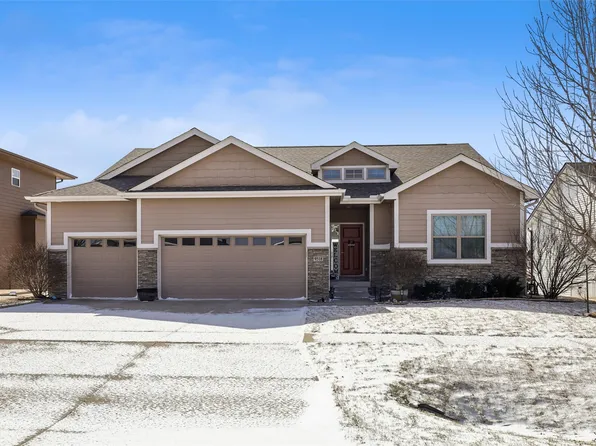 9518 Rushbrook Dr, Johnston, IA 50131