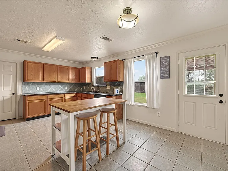 11002 Heron Nest St — Photo 16