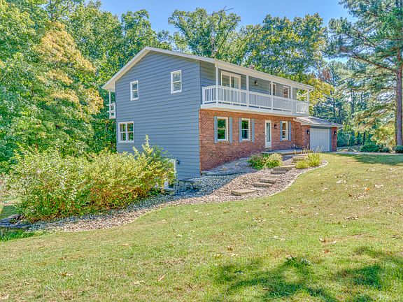 2nd image of 16578 N Oak Hill Ln