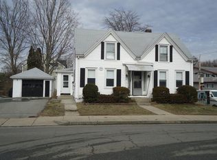 13 Nichols St, Woburn, MA 01801