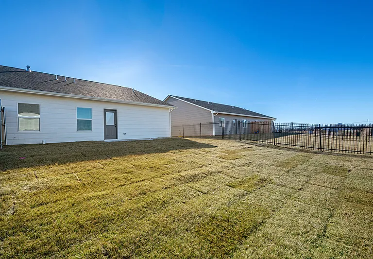 3669 N Azalea St #1 — Photo 7