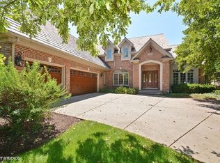 2927 Norwalk Ct, Aurora, IL 60502