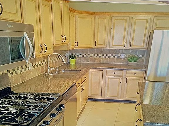 3rd image of 6645 Athena Dr