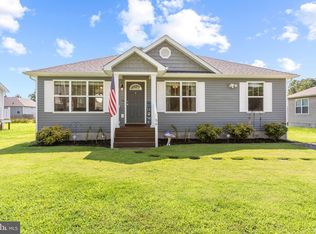 56 Randall Rd, Colonial Beach, VA 22443