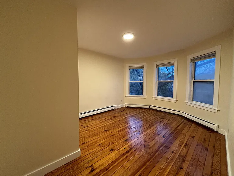 66 Pleasant St #2 — Photo 5