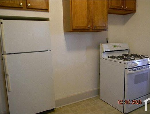 3rd image of 2111 Slauson Ave