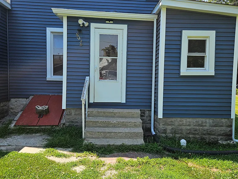 S 5th Ave — Photo 14