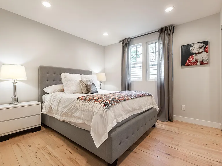 4039 Clayton Ave — Photo 6