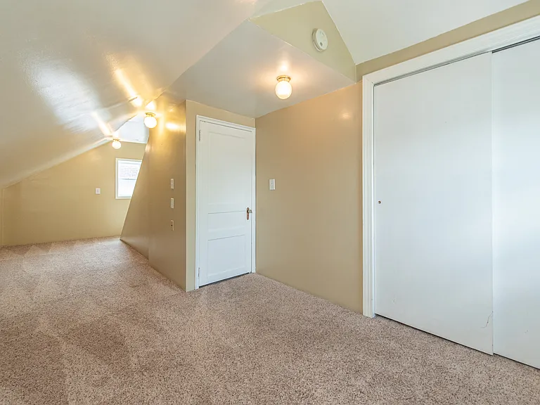 3rd Bedroom (2nd Floor)