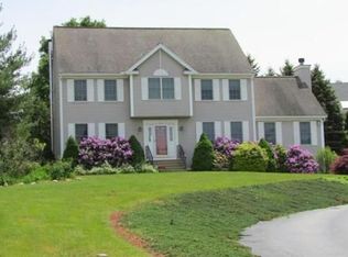 7 Blueberry Ln, Northborough, MA 01532