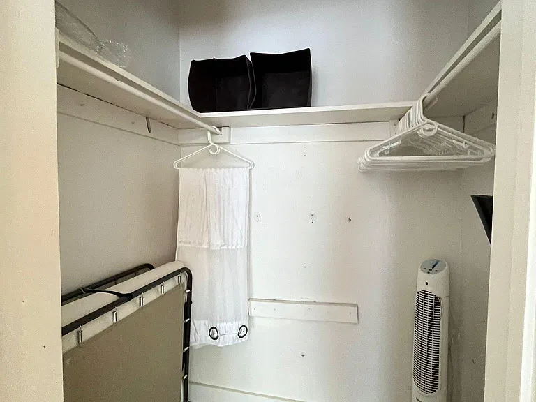 7630 Byron Ave #3 — Photo 2