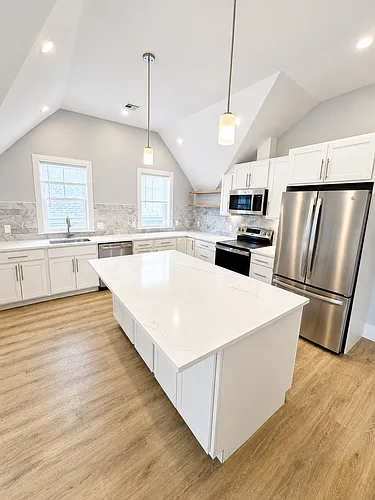 68 Easton St #2 Photo 1