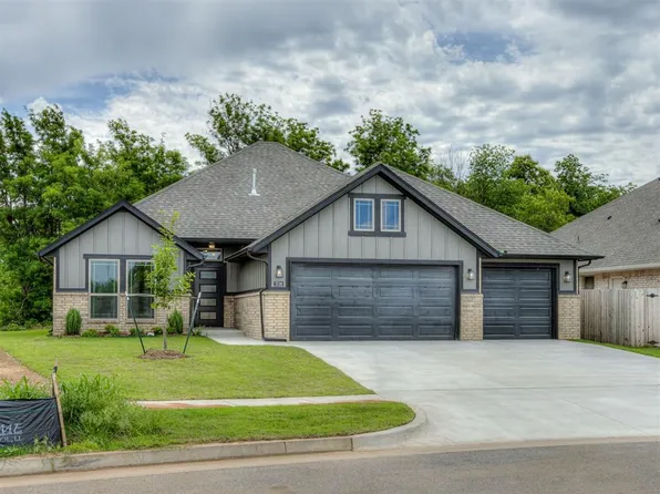 7516 Three Woods Ln, Yukon, OK 73099