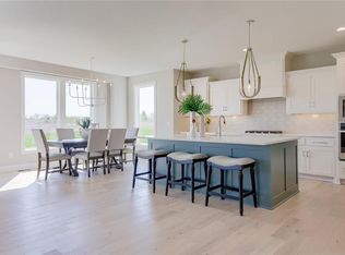 15844 Roe Ave, Overland Park, KS 66224