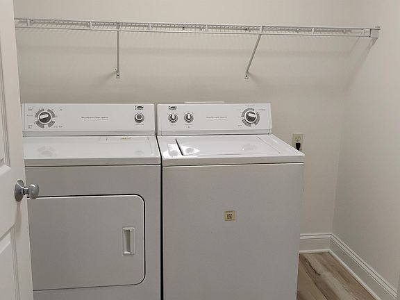 3rd image of 1701 E Amber Ln #1