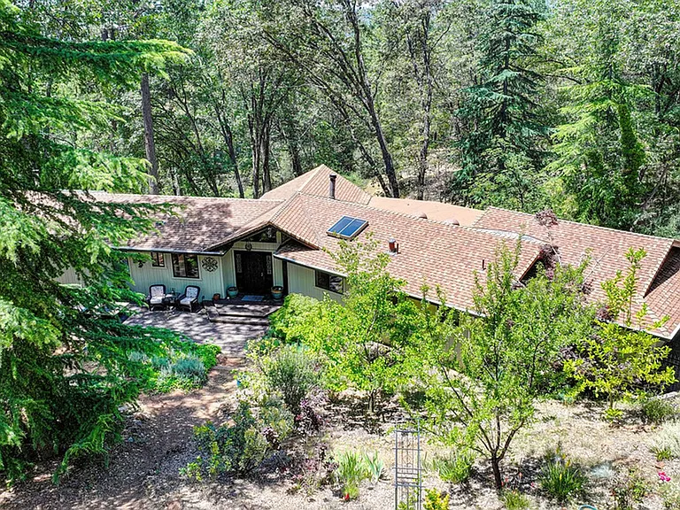 16832 Alice Way — Photo 21