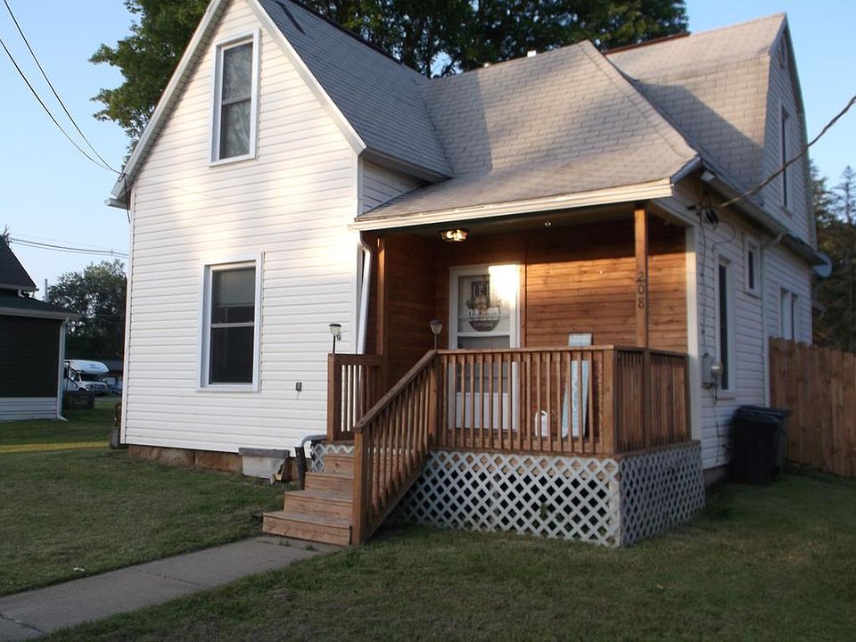 1st image of 208 N Forest St