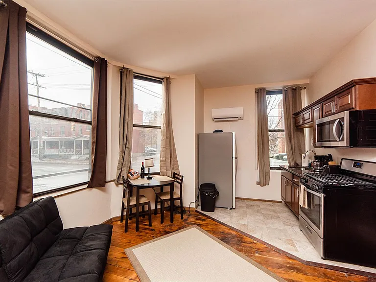 1100 Allegheny Ave — Photo 10