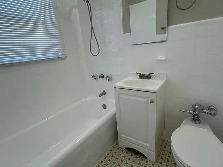 2217 E Bermuda St #212 — Photo 13