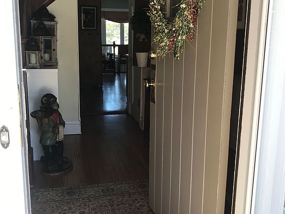 2nd image of 2019 Briargate Ln
